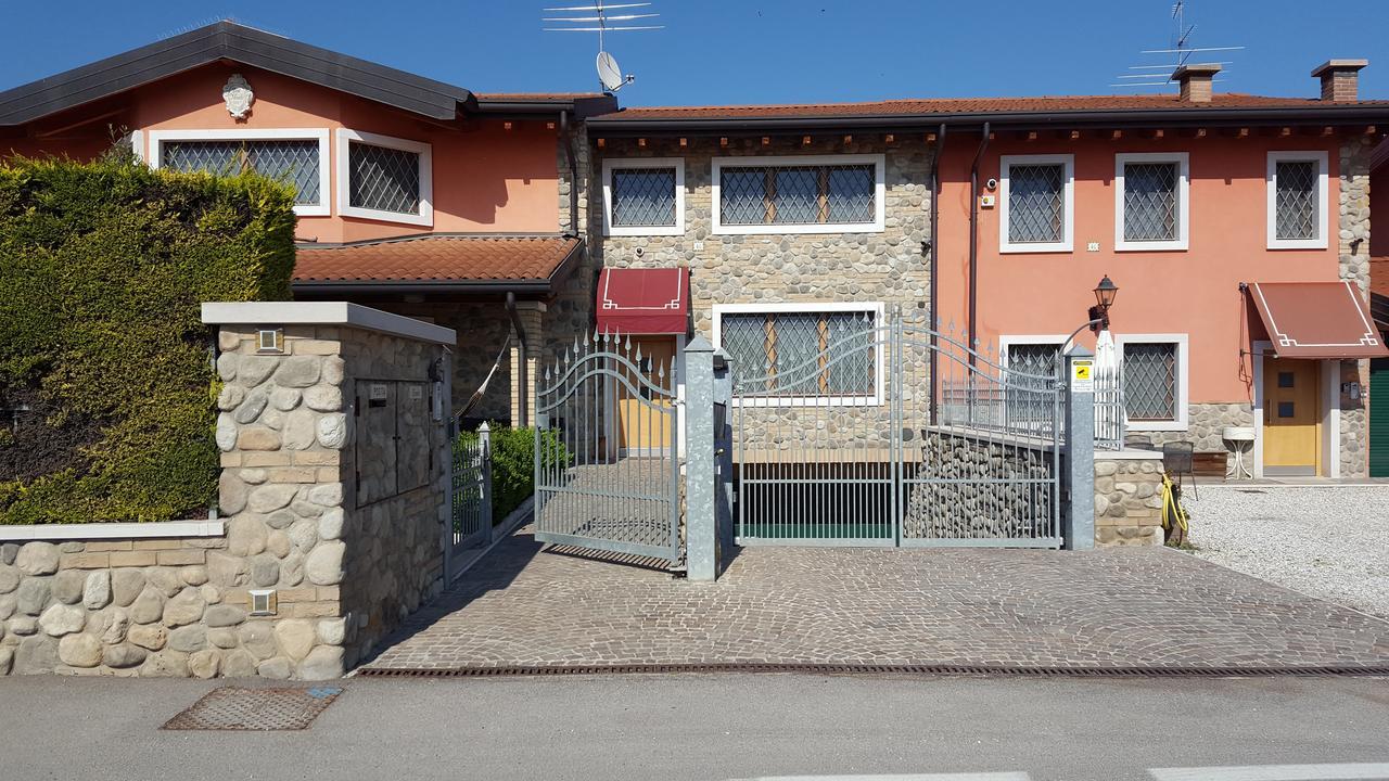 Garda Lake - Appartamenti Castelnuovo del Garda Dış mekan fotoğraf